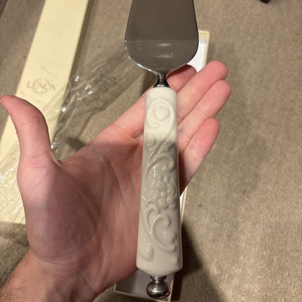 Lenox Wedding Cake Cutter