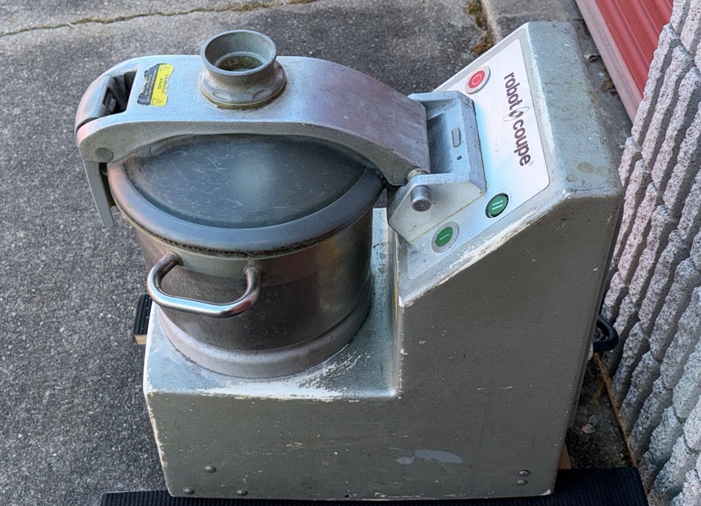 Robot Coupe R10 E Series Cutter Mixer - UNTESTED
