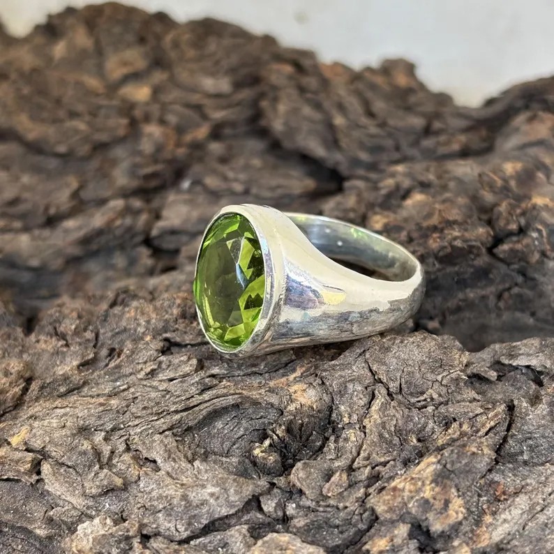 Solid 925 Sterling Silver Natural Peridot Oval Gemstone Handmade Statement Ring