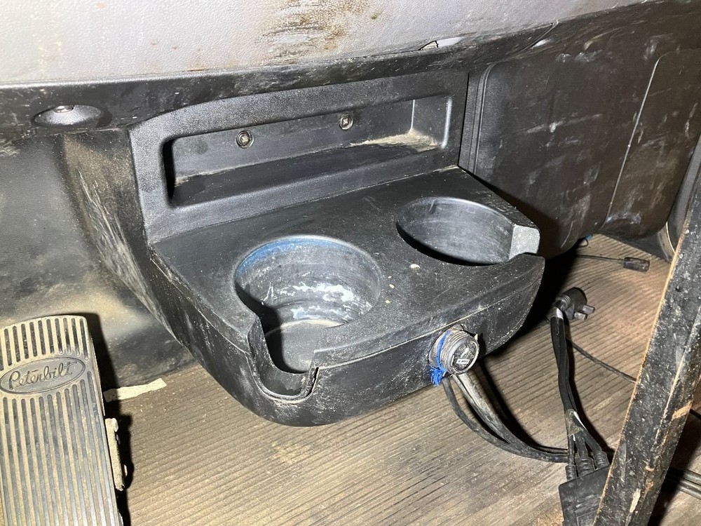 2010-2023 Peterbilt 337 CUP HOLDER Dash Panel - Used