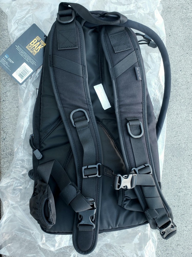 Camelbak M.U.L.E. Maximum Gear Hydration Backpack Pack MOLLE Mil-Spec MULE Black