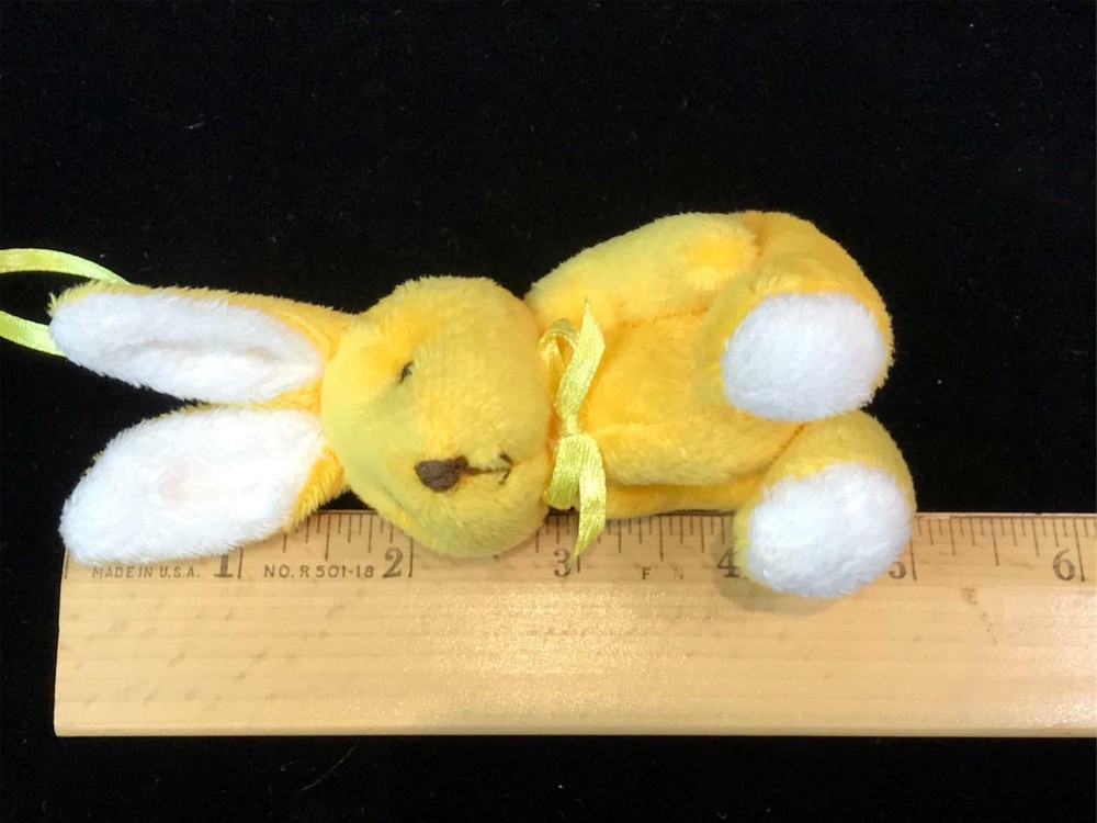 Lot of Easter Items ~ Eggs & Chicks