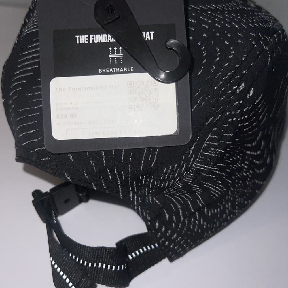 Fabletics Fundamental Ponytail Hat NWT