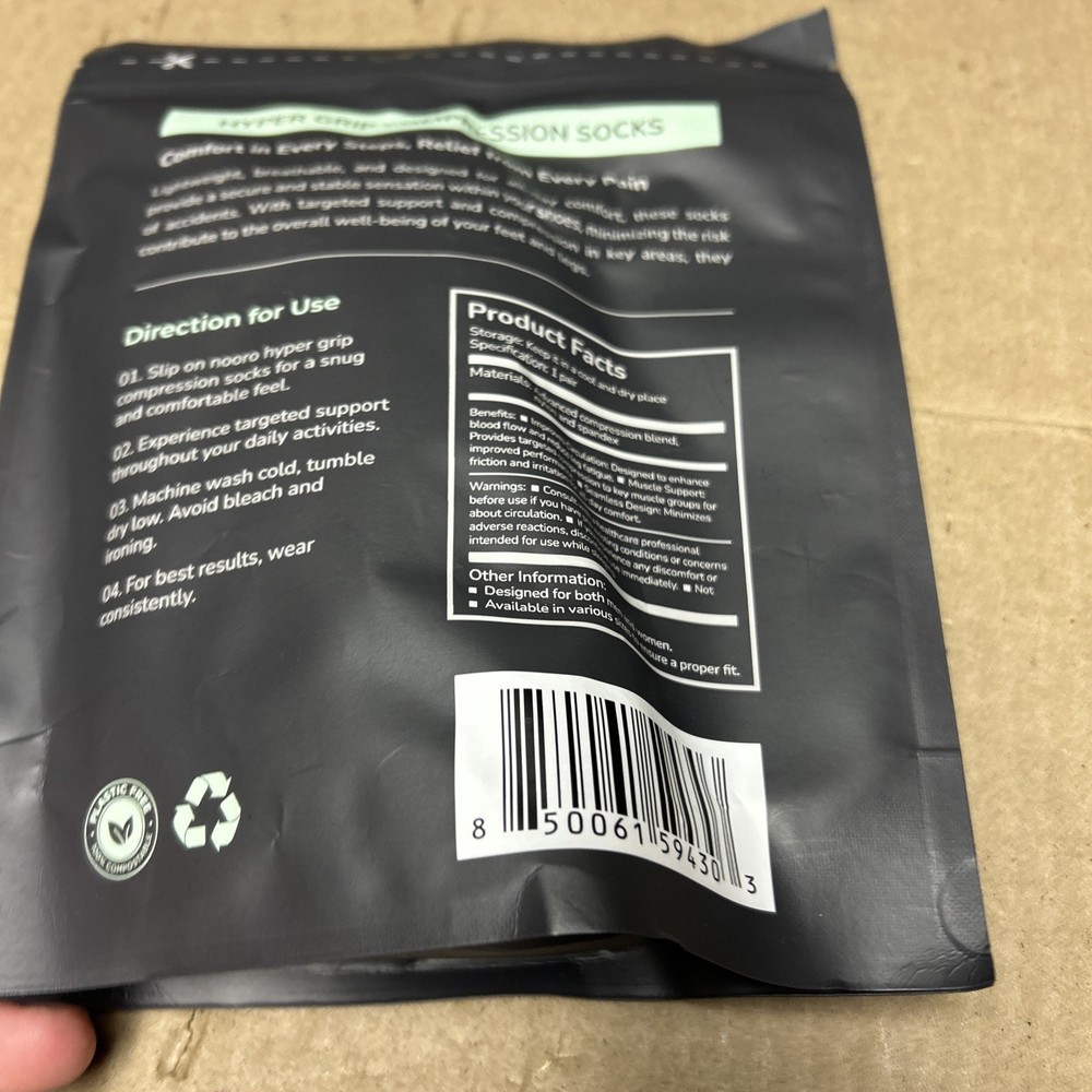 Nooro HYPER GRIP COMPRESSION SOCKS SIZE MEDIUM Black- Sealed