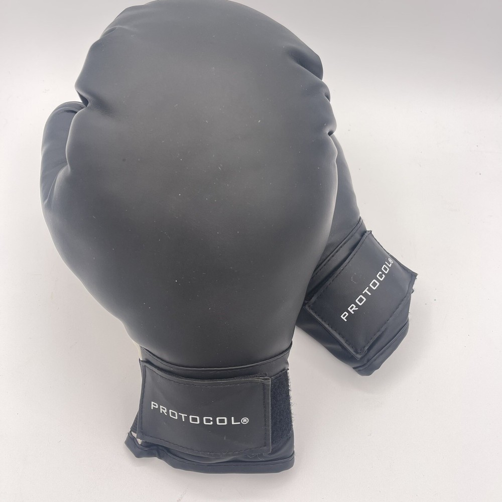 Protocol Boxing Gloves Black And White