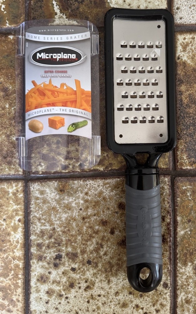MICROPLANE THE ORIGINAL EXTRA COARSE Grater