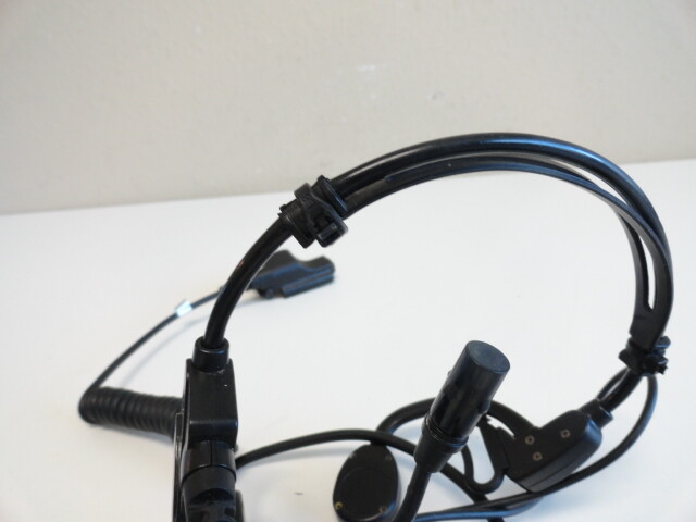 UU4: Motorola Radio Headset