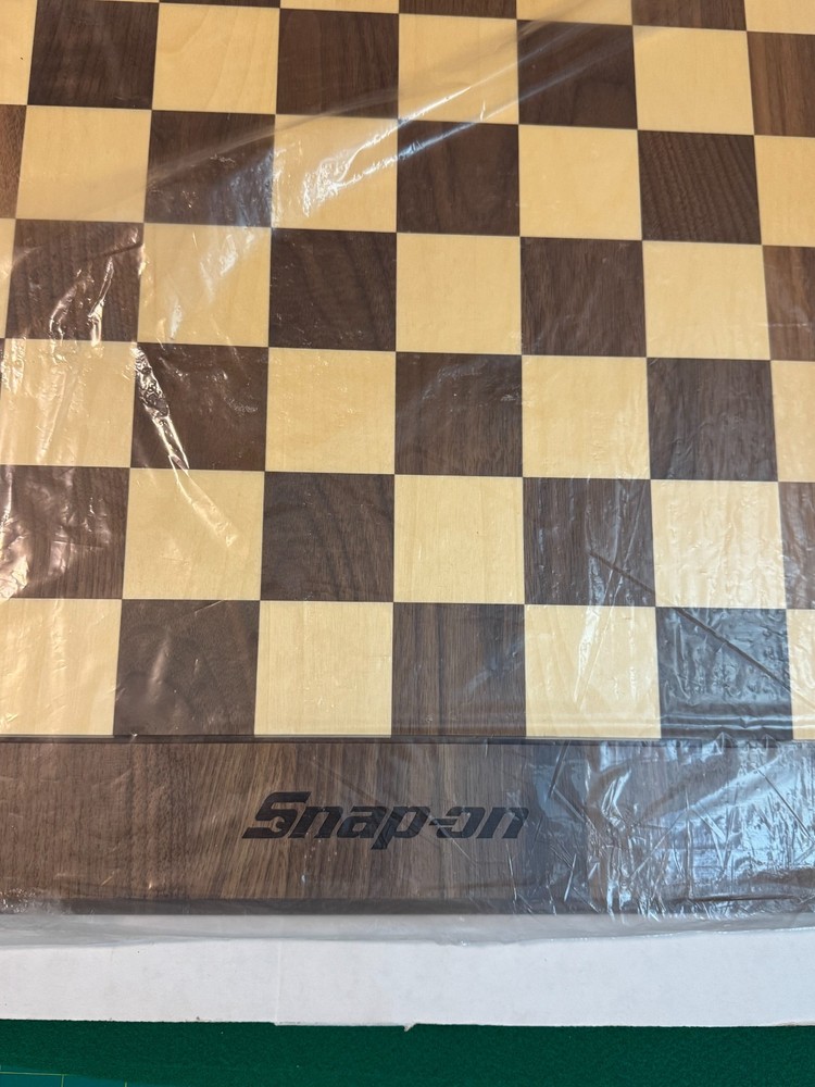 Snap-On Drueke Chess Set