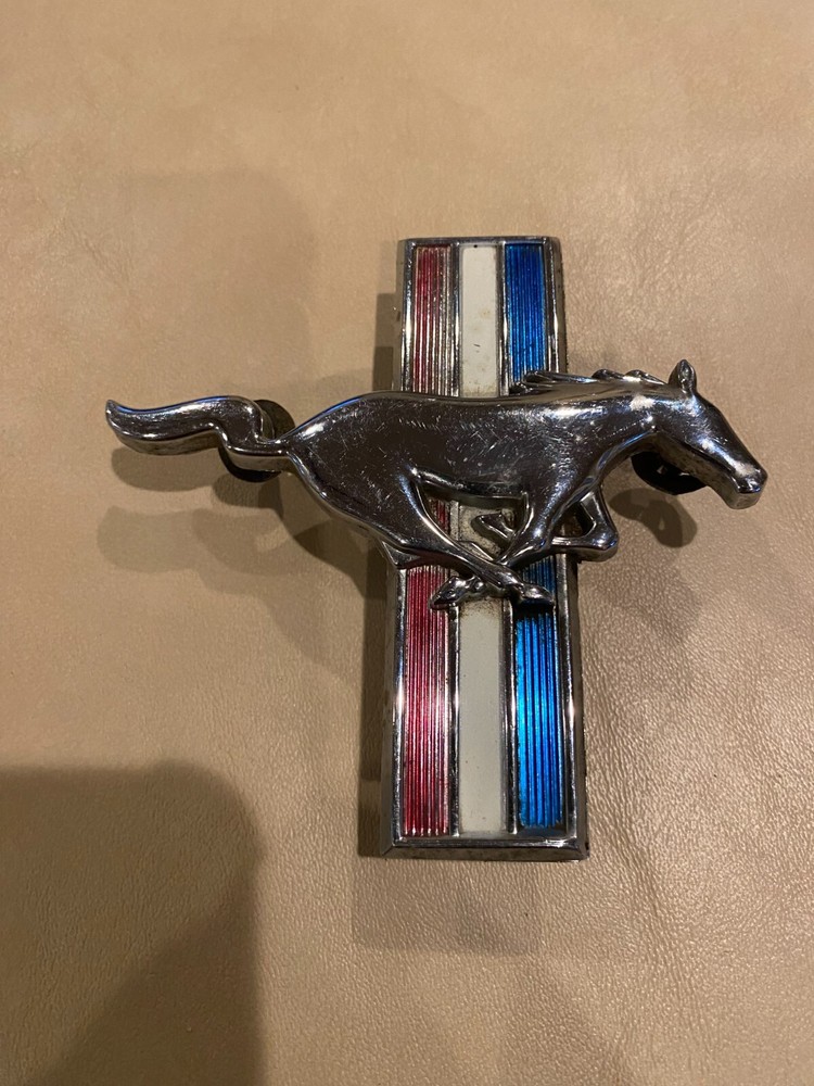 A pre-owned Ford Mustang emblem ? year