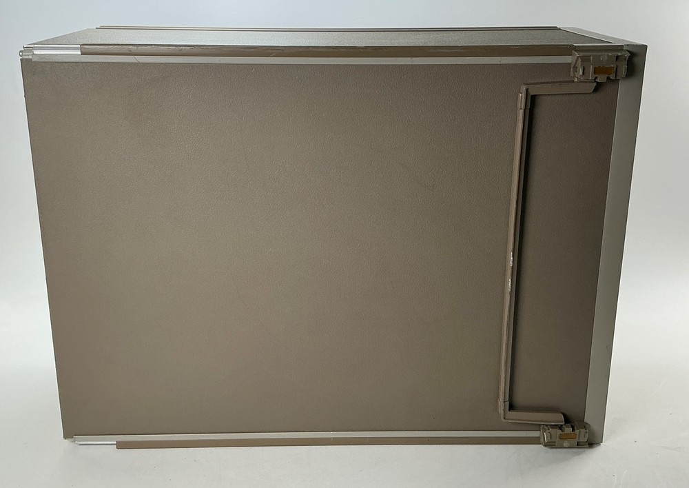 Tektronix DAS 9100 Digital Analysis System Logic Analyzer Mainframe