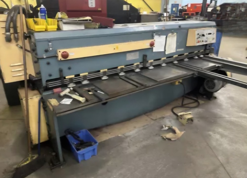 amada shear M 2545