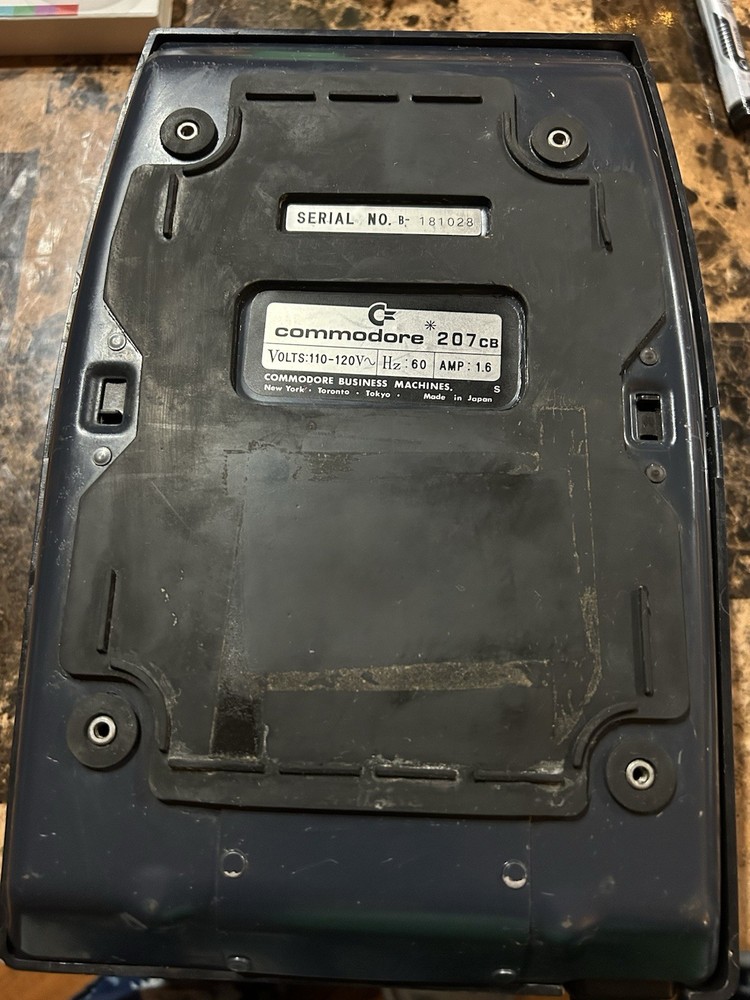 Commodore 207CB Electronic Adding Machine Awesome Color Scheme Powers On Used