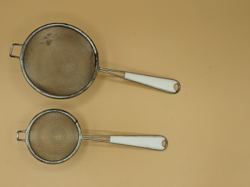Vintage Fackelmann Sieve Screen Strainer Set Of 2 Diff Diameter Wire Mesh Basket