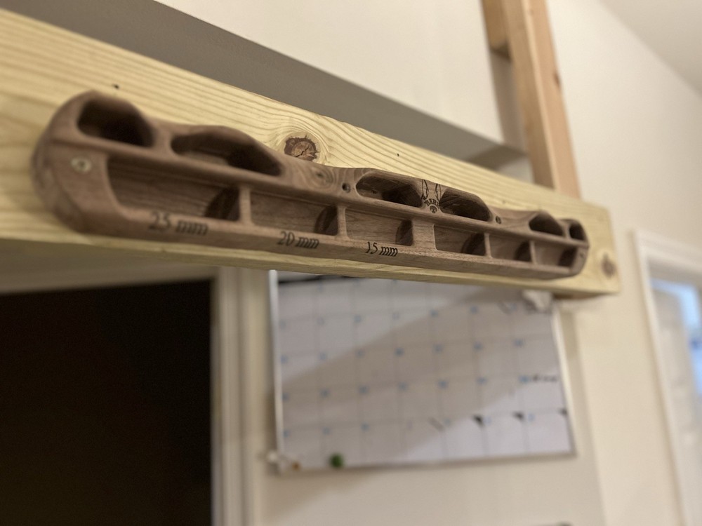 BARK Hangboard - Staggered Crimp