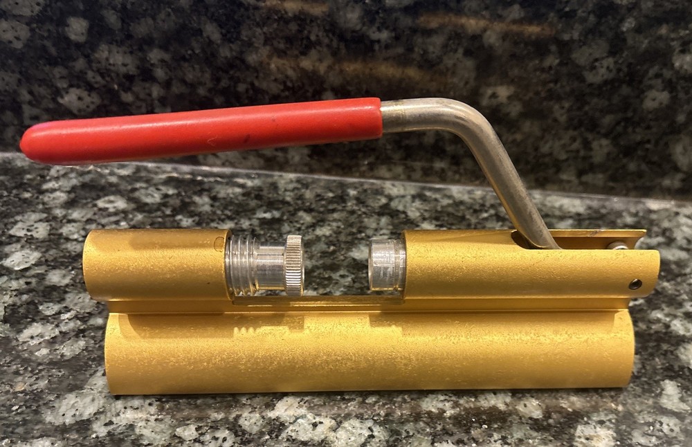 Unique And Functional Adjustable Metal Nut Cracker