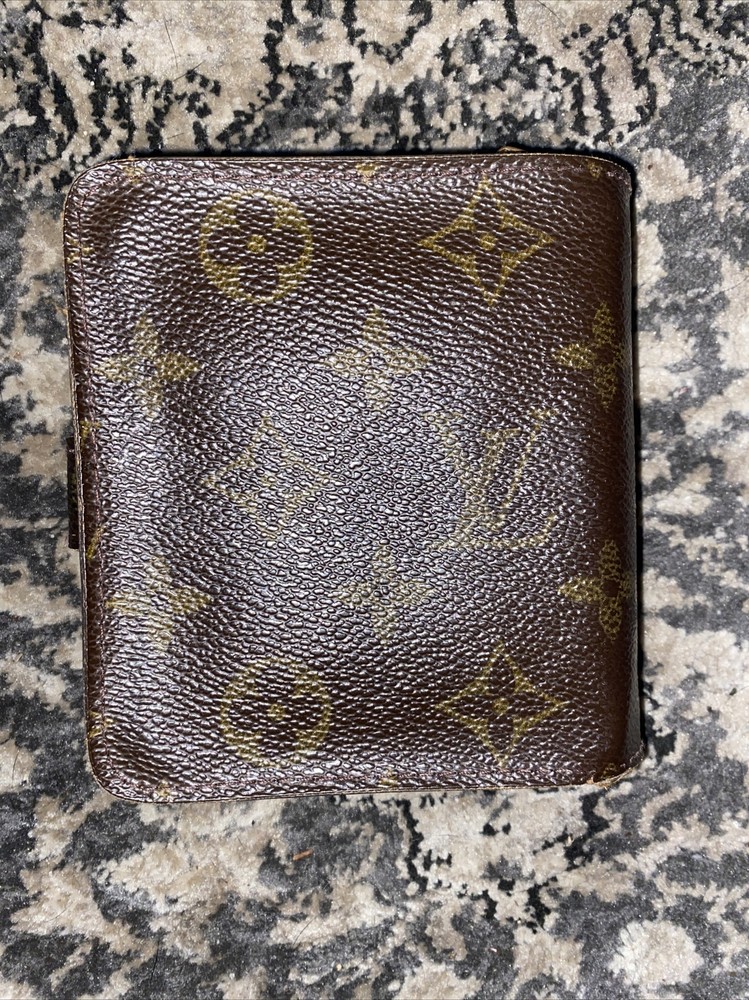 Louis Vuitton Wallet