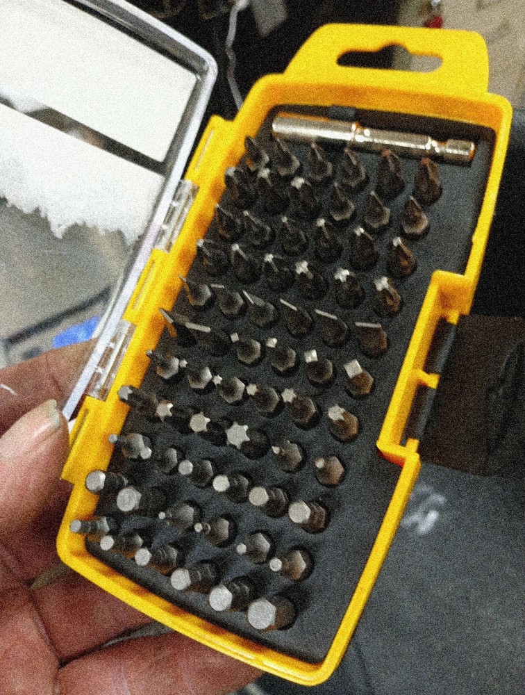 PERFORMANCE TOOL 67 PIECE BIT SET 9178