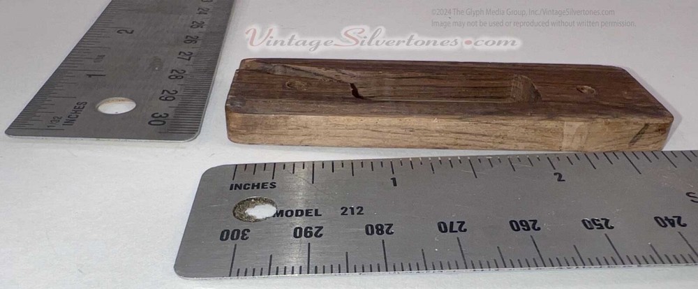 Silvertone 1420 Harmony Stratotone pickup riser