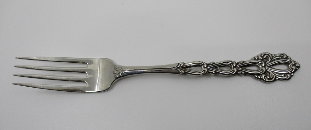 ONEIDA STAINLESS CHANDELIER DINNER FORK - 7 3/8"- 11B