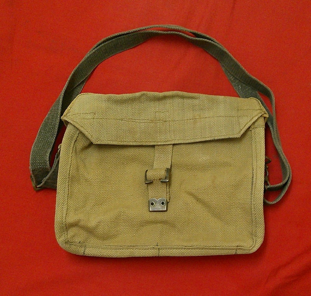 WW 2 Signals Satchel dated
