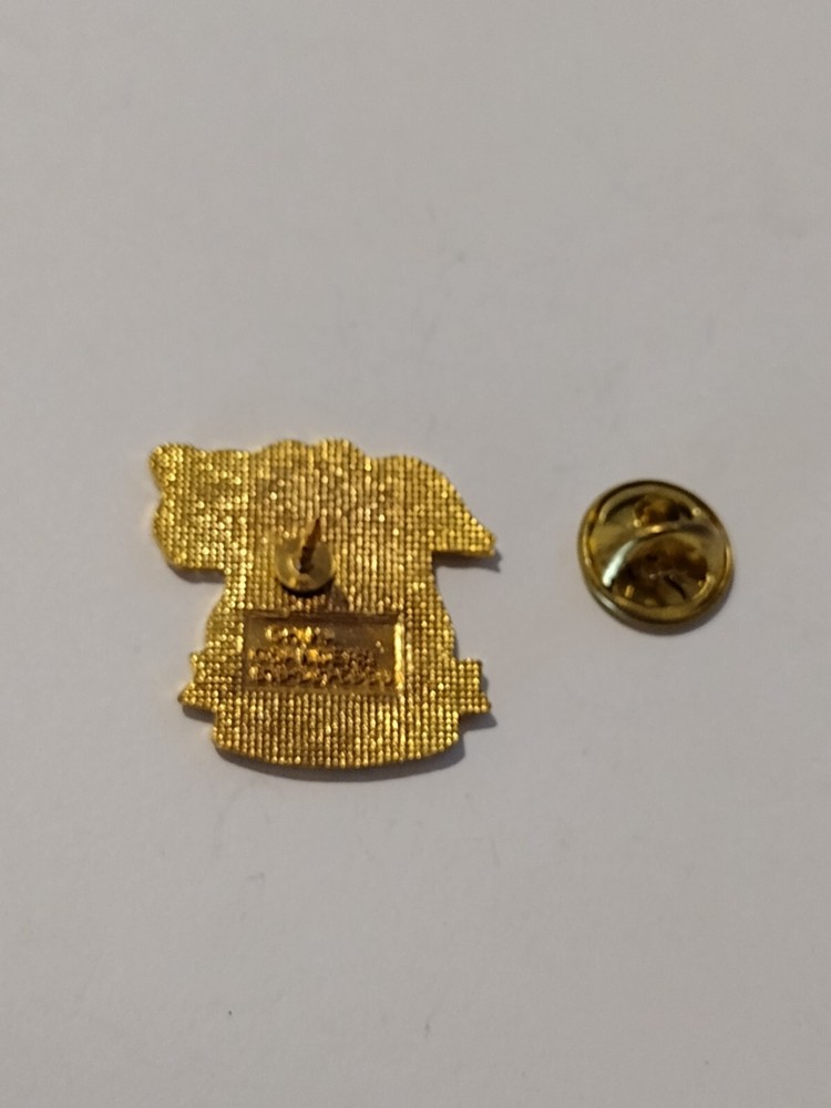 FWWBA Bowling 200 Raccoon Lapel Pin