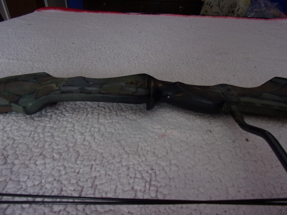 PSE Game Sport Compound Bow