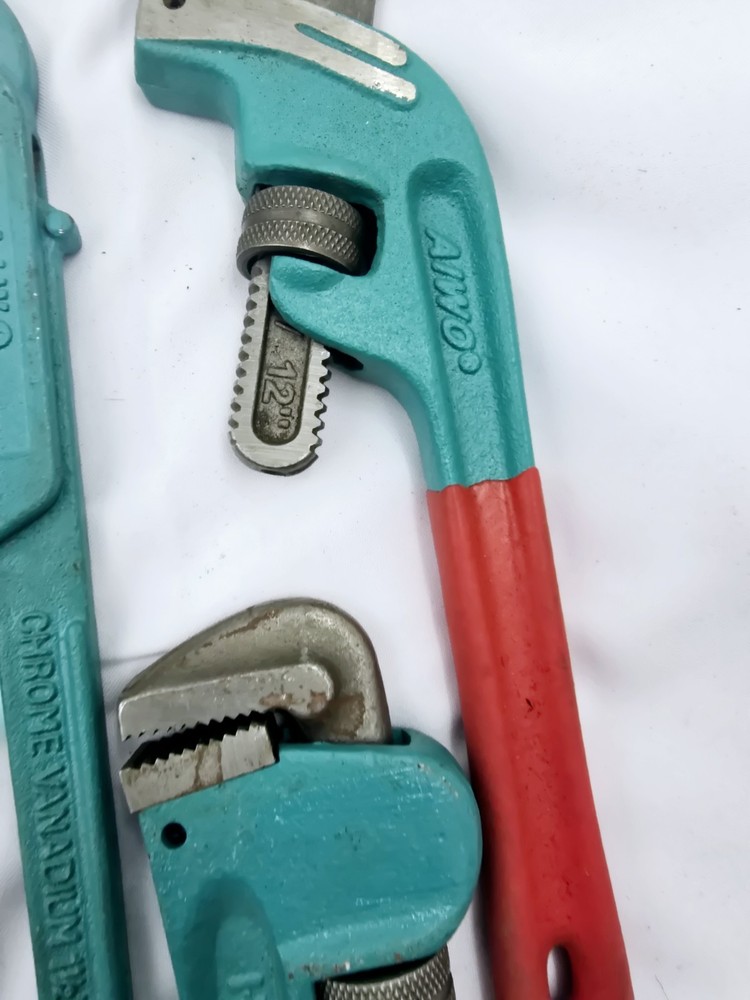 Heavy Duty Pipe Wrench - Set