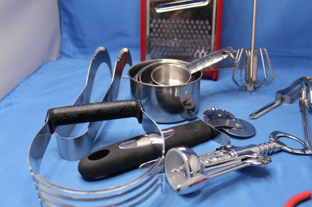 Kitchen utensil bundle for Baking Wide Range of Items