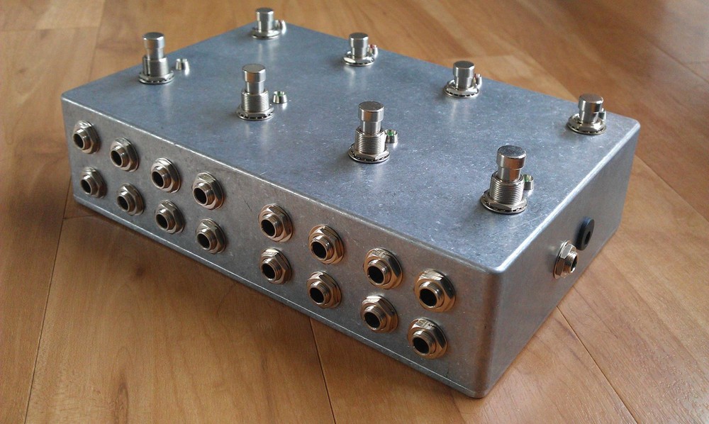Programmable 8 Looper - Loop Pedal - True Bypass - Guitar Effects - Aluminium