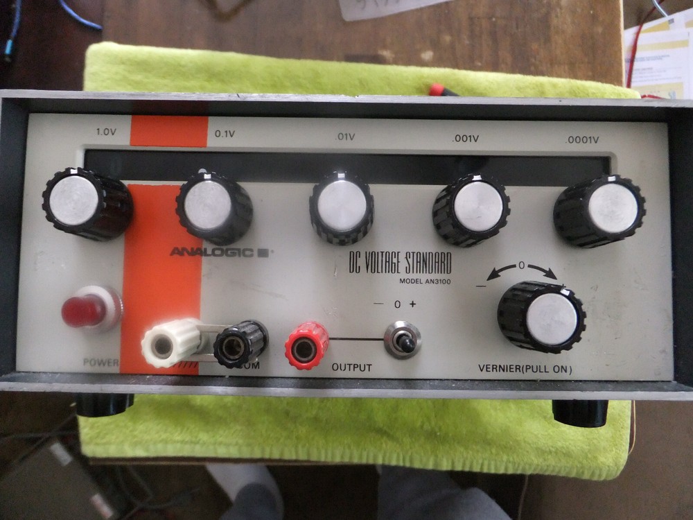 Analogic AN-3100 DC Voltage Standard +/- 11.111 VDC