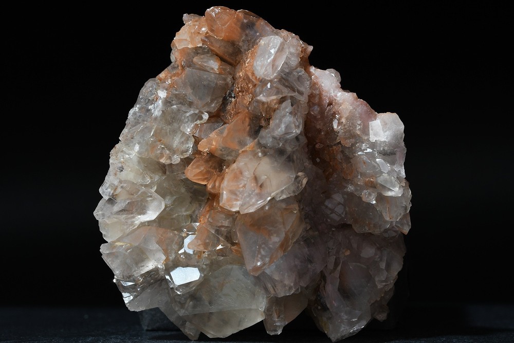 Fluorescent Calcite from Daye, Hubei, China