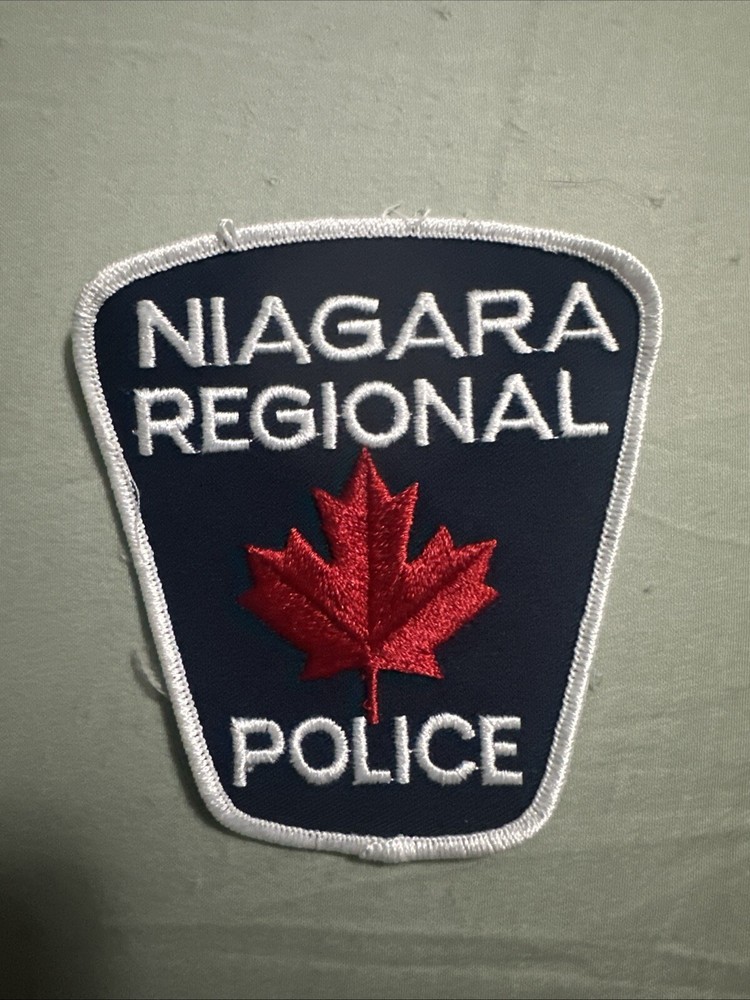 NIAGARA REGIONAL, CANADA POLICE SHOULDER PATCH