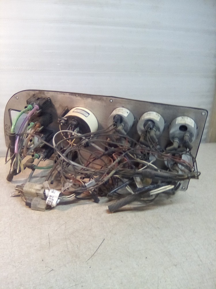 2002 Peterbilt 378 Gauge Cluster Panel