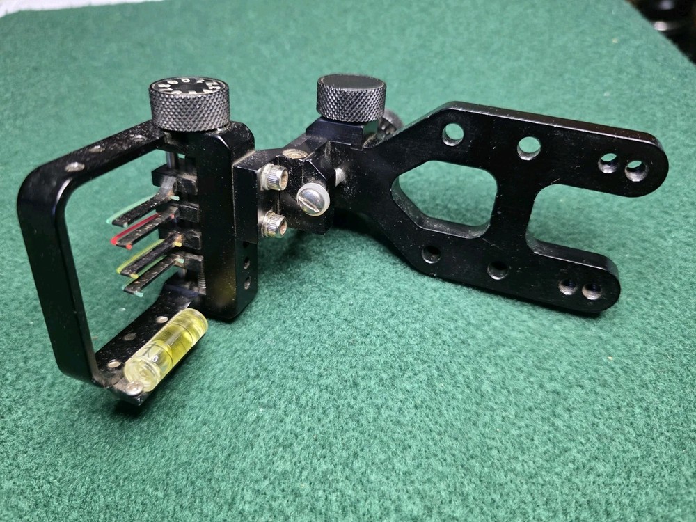 SURE LOC Lethal Weapon 1 bowhunting sight Micro adjust archery 3D