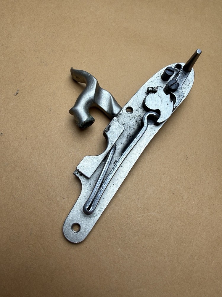 Traditions Deerhunter Sidelock Muzzleloader Lock Assembly w/ Screws & Spring