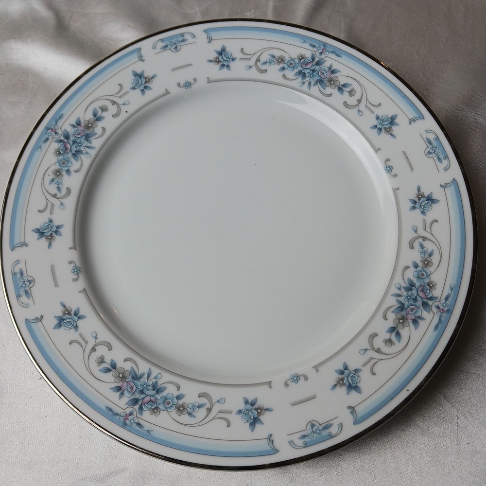 NITTO CLARIDGE PLACE SETTING FOR 4 (16 PIECES)