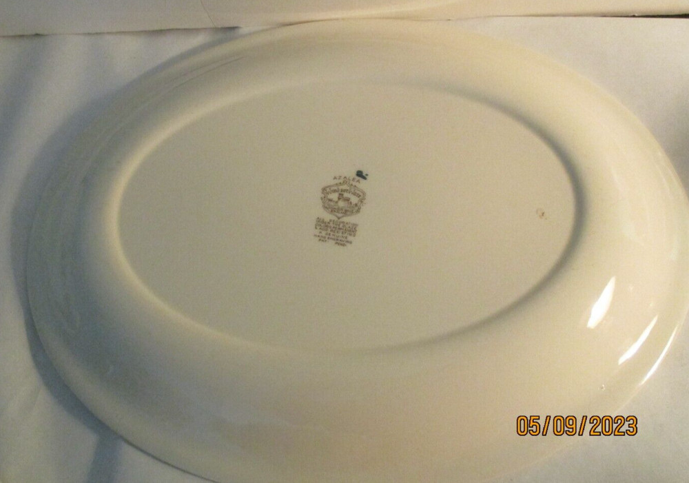 JOHNSON BROS. WINDSOR WARE RED AZALEA ENGLAND 13 3/4" " OVAL PLATTER