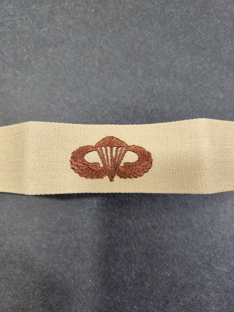 US Navy Embroidered Badge Parachutist Basic Desert Tan Patch