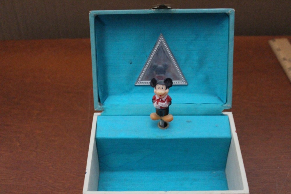Mickey Mouse Musical jewelry box