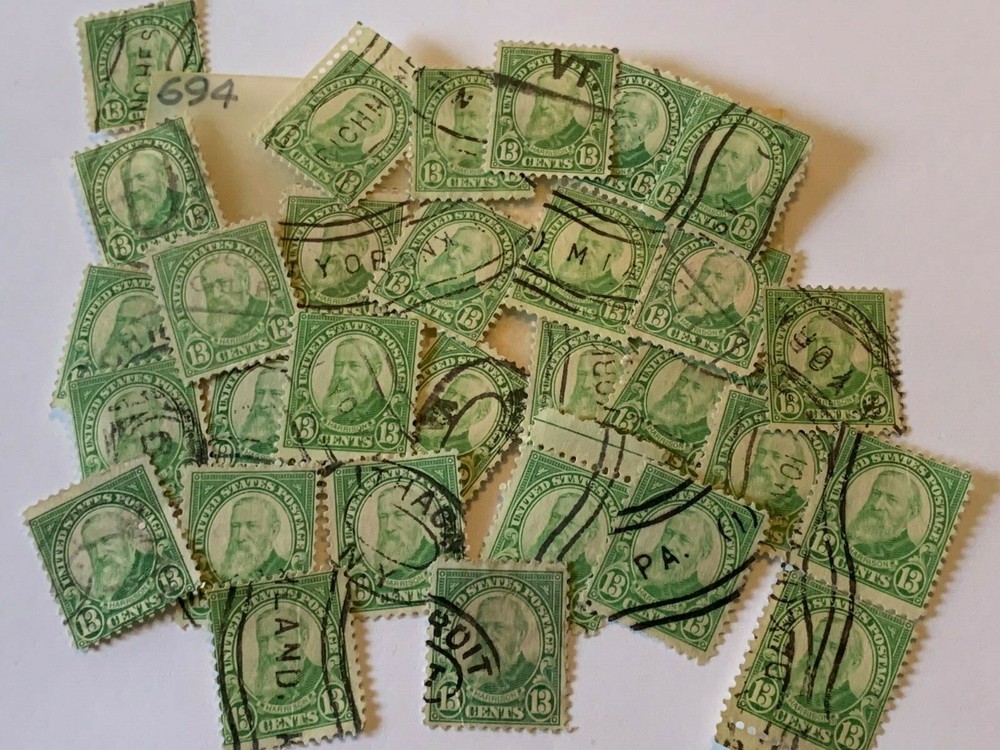 1920's #694, UNH VF Random Pick one only