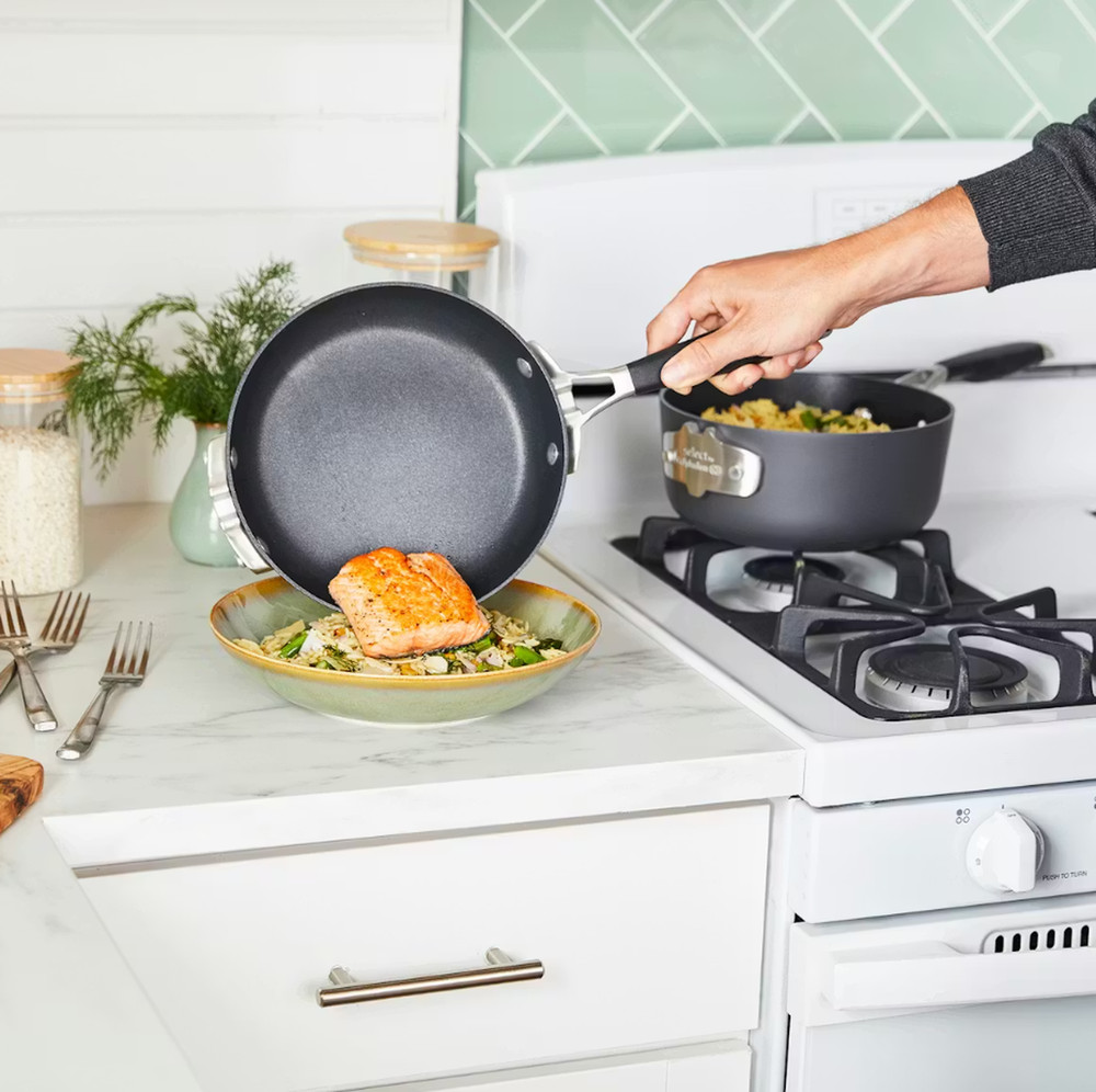 Select by Calphalon Space-Saving Hard-Anodized Nonstick 9-Piece Cookware Set, Sa