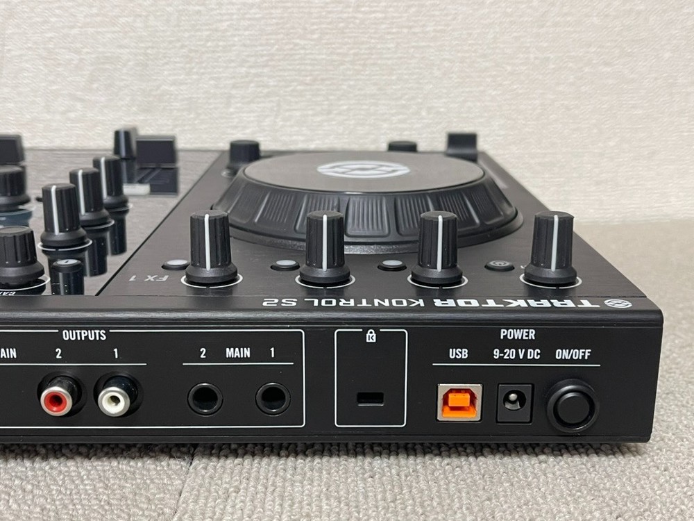 Native Instruments Traktor Kontrol S2 MK1 DJ Controller 2-Channel with Adaptor