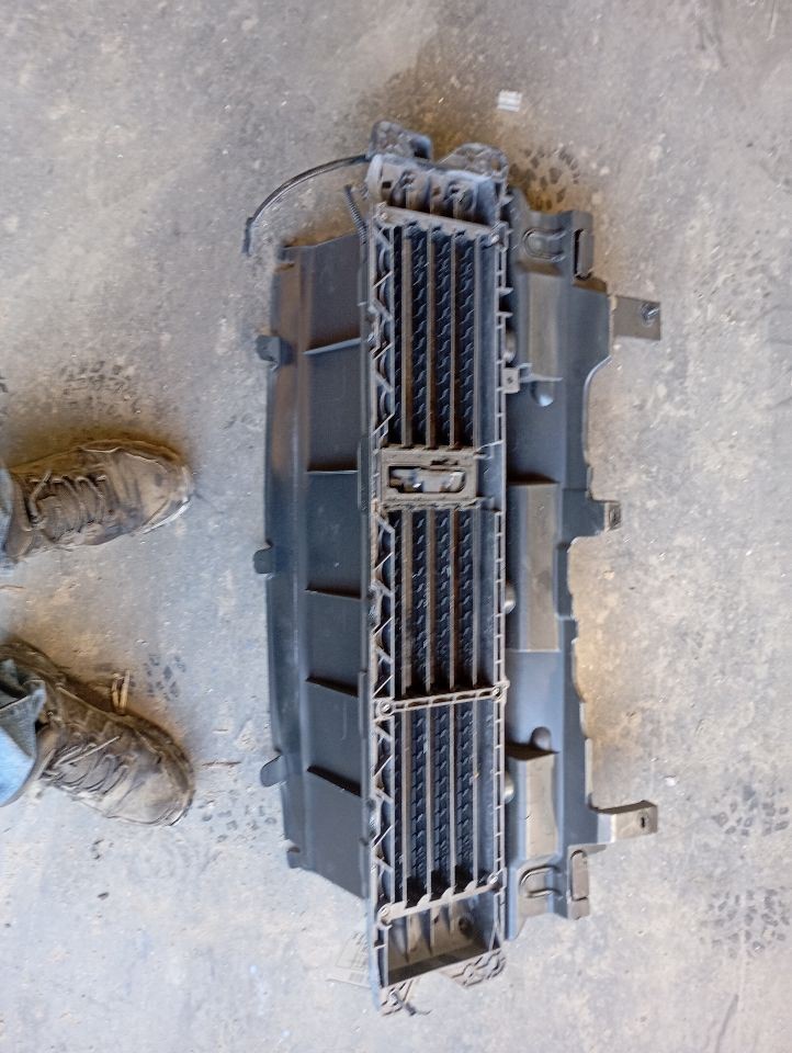 ELANTRA   2018 Air Shutter 3994594