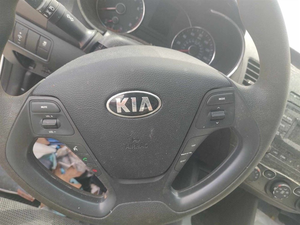 FORTE 2017 Fuse Box Cabin 6862