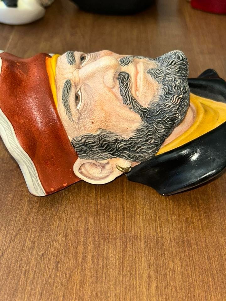 Bossons Chalkware Heads - England -