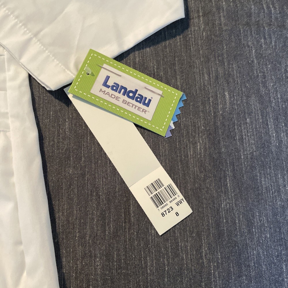 Landau white lab coat pockets nwt womens 8