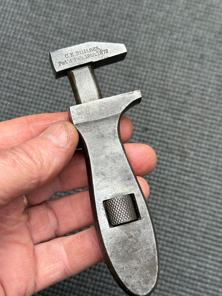 VINTAGE WRENCH ADJUSTABLE SPANNER BY C E BILLINGS USA.