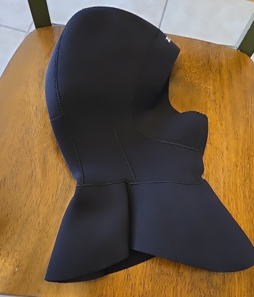 NEOPRENE DIVING HEAD COVER Size Medium New Without Tags