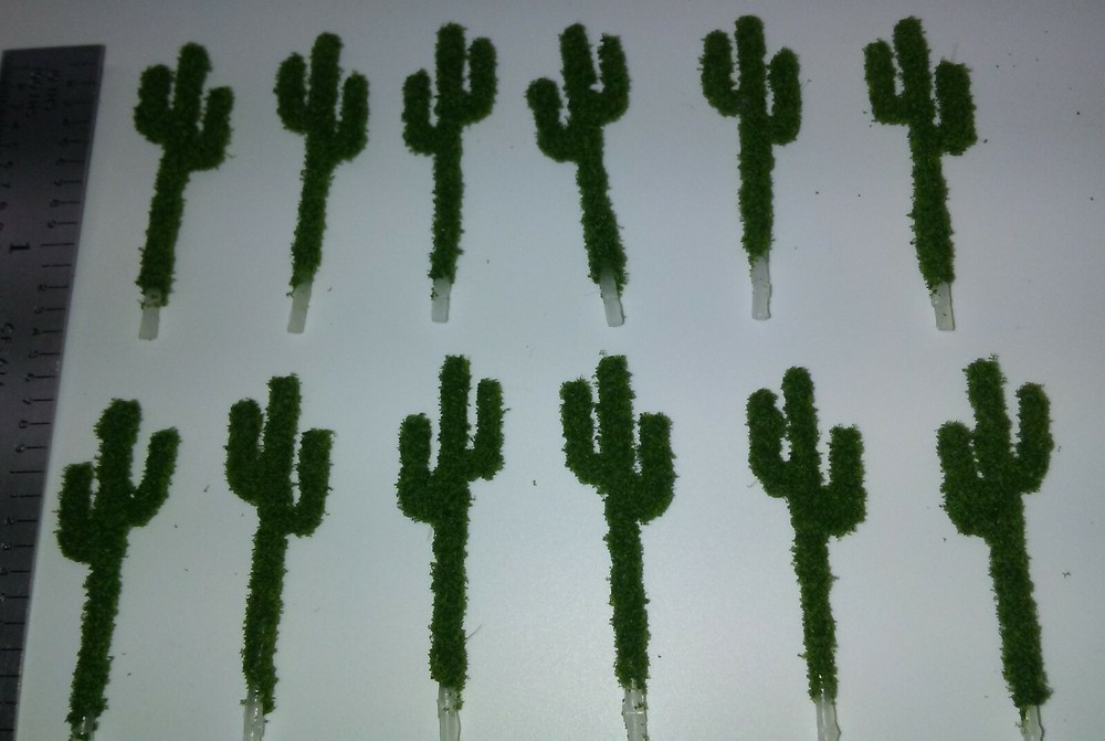 N Scale Cactus, Dozen