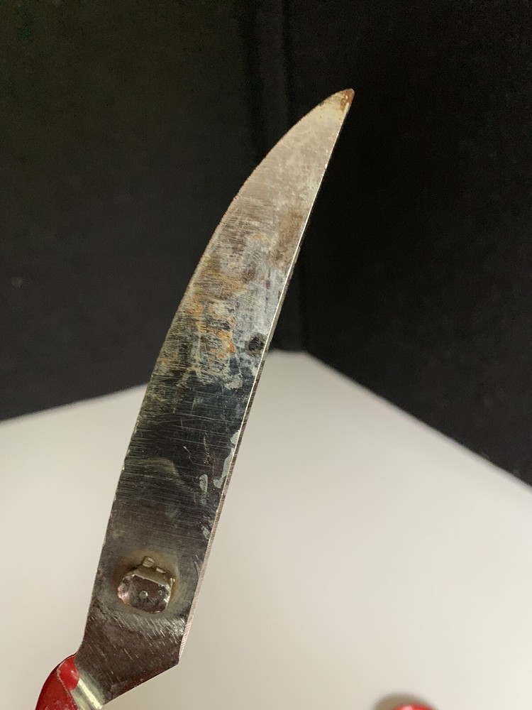 VINTAGE SCISSORS SAMMANN Working Condition Red Handle Metal Dull , Old